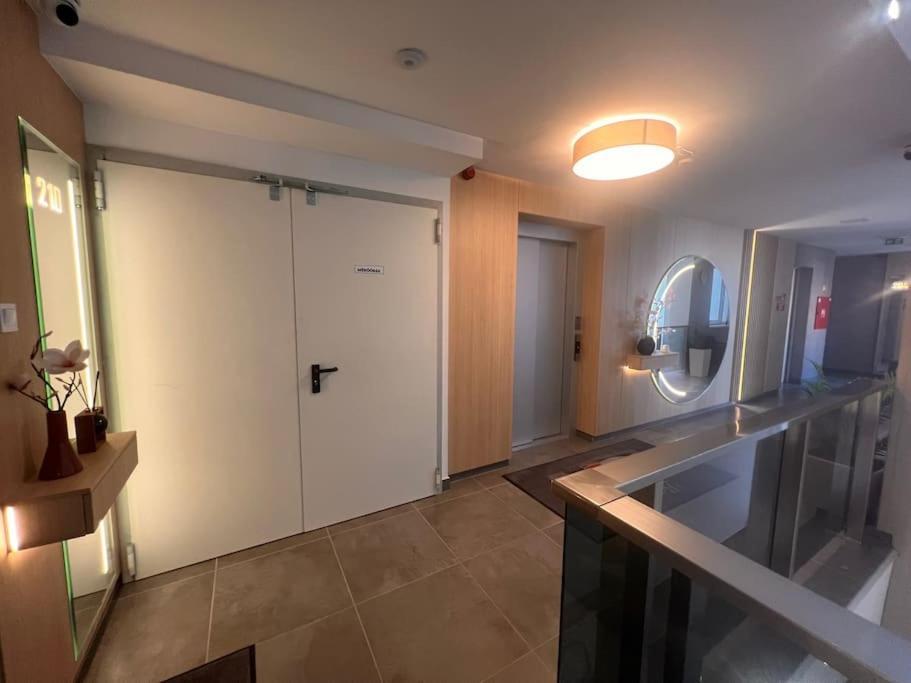 Karzo Property Lk 206 Budapest Exteriör bild